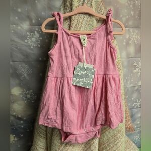 Kate Quinn 2T hot pink ballerina